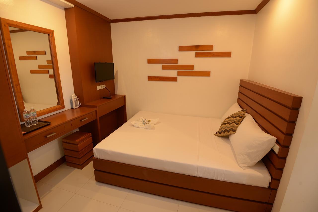 อบอซซา รีสอร์ต บอราเคย์ Hotel Balabag  ภายนอก รูปภาพ
