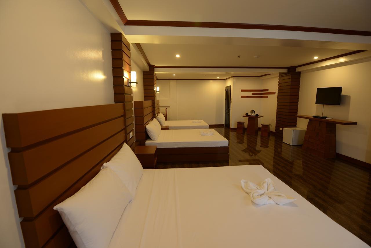 อบอซซา รีสอร์ต บอราเคย์ Hotel Balabag  ภายนอก รูปภาพ