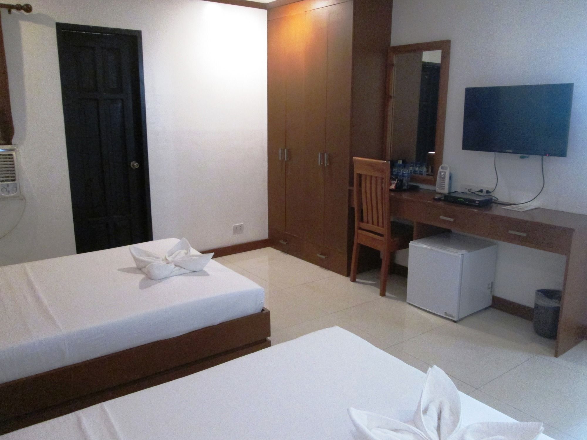 อบอซซา รีสอร์ต บอราเคย์ Hotel Balabag  ภายนอก รูปภาพ